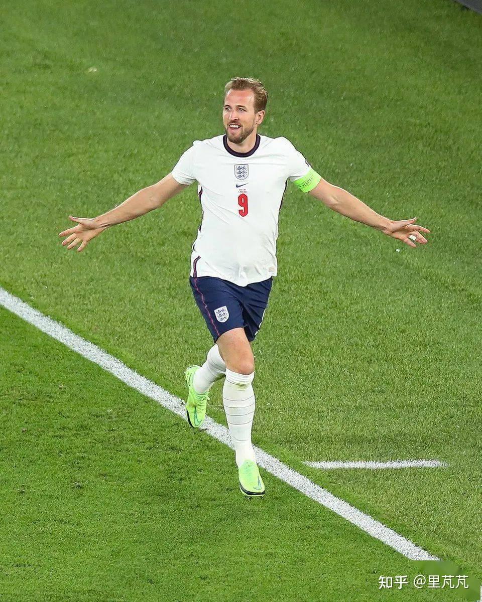 欧洲杯战况：英格兰表现抢眼