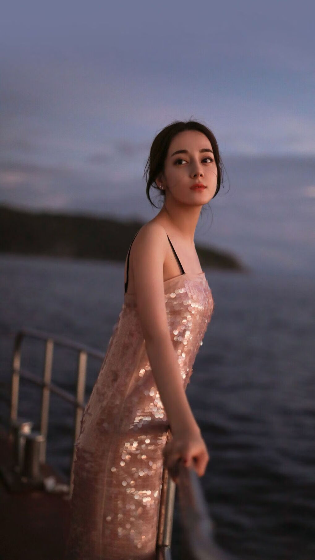 浙江队对阵老鹰，浓眉制胜表现背后的战术密码