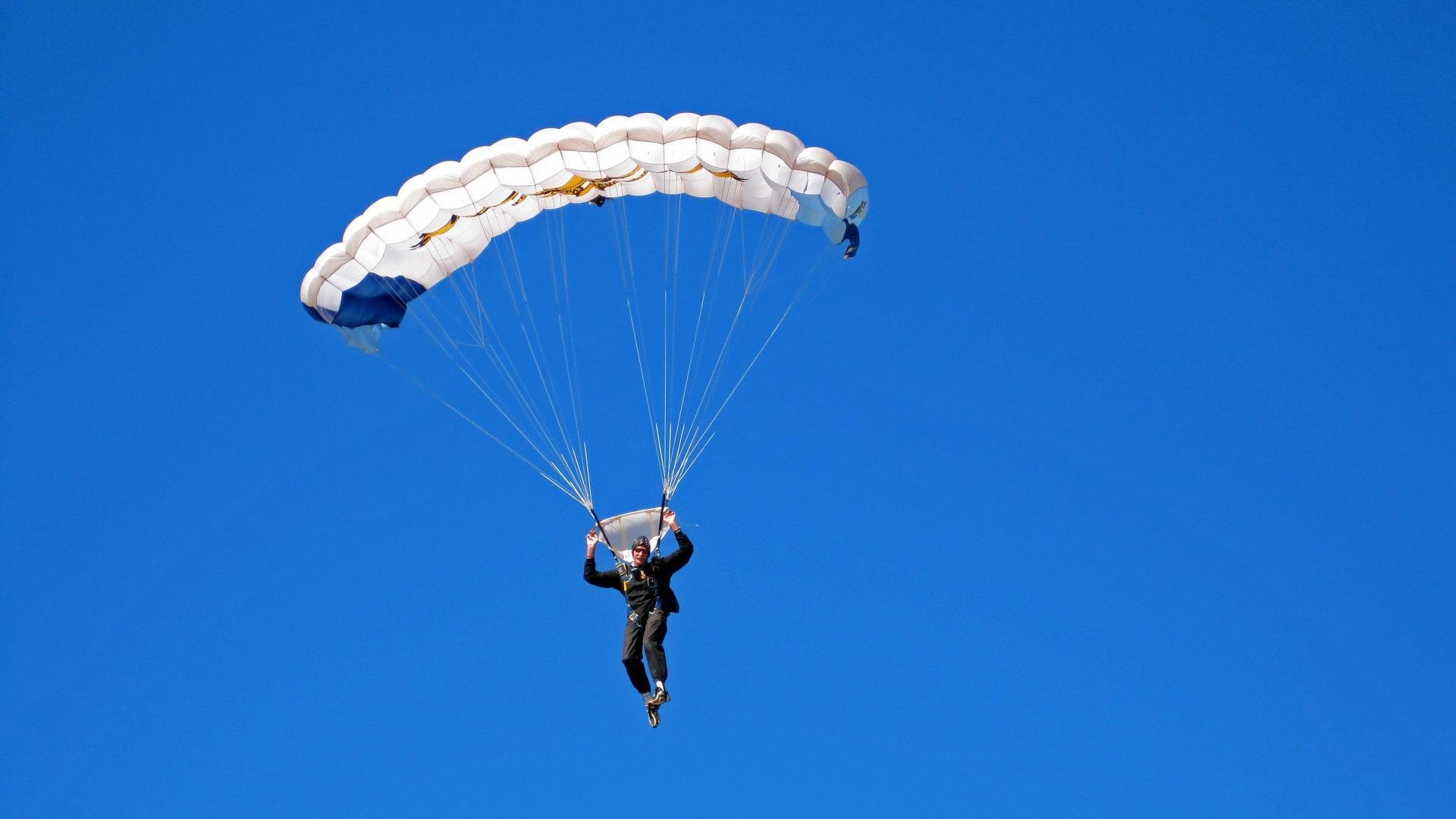 从麦迪逊到世界之巅,节奏的艺术与接管时刻